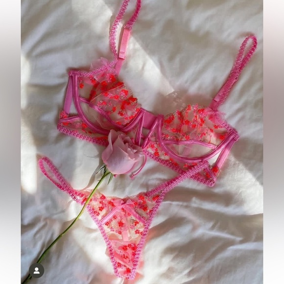 New! For Love and Lemons Love Bouquet Floral thong Panty 31339 - Picture 2 of 15